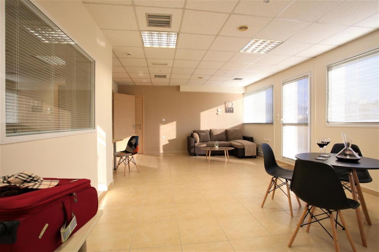 Gk Airport Suites - Free Shuttle By Gk Properties Markópoulon Eksteriør billede